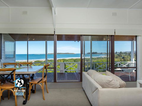 Absolute Beachfront 3BR 2BA Home W/ Beach Track - Accommodation Burleigh 1