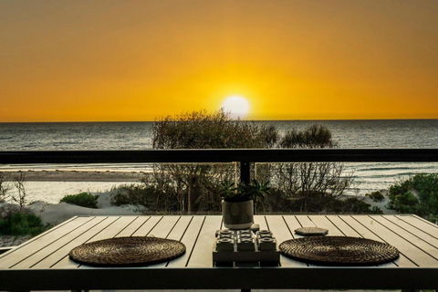 Absolute Beachfront Sandy Feet 2 Upstairs 2 Bedroom Apartment Beach Stayz Semaphore - Accommodation Burleigh 0