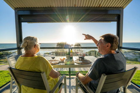 Absolute Beachfront Sandy Feet 2 Upstairs 2 Bedroom Apartment Beach Stayz Semaphore - Accommodation Burleigh 1