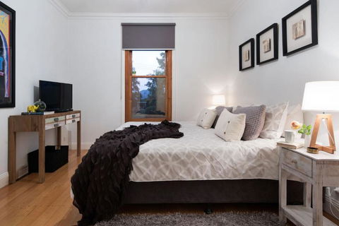 Absolute - Accommodation Burleigh 1