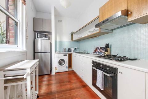 Acland Art Deco - Coastal Chic By St Kilda Beach - Accommodation Burleigh 2