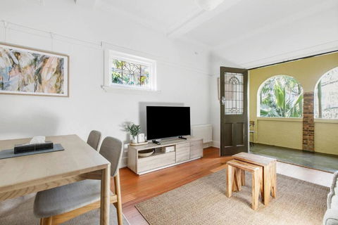 Acland Art Deco - Coastal Chic By St Kilda Beach - Accommodation Burleigh 4