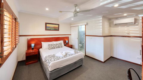 Across Country Motor Inn & Cottages - Accommodation Burleigh 3