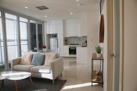 Adelaide CBD Bluebird Apartment - Accommodation Burleigh 2