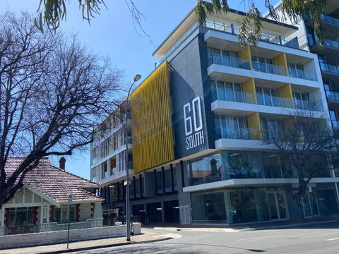 Adelaide CBD Bluebird Apartment - Accommodation Burleigh 0