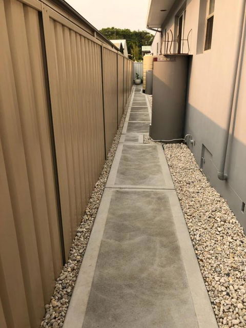 Agapi On Cambridge - Accommodation Burleigh 2