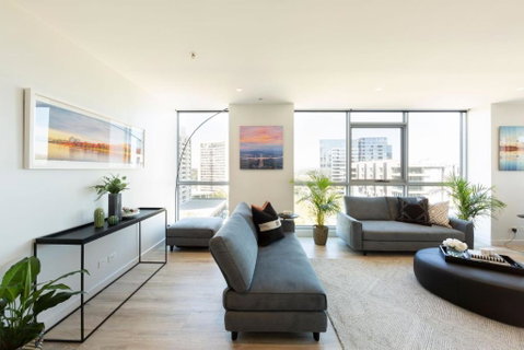 Accommodate Canberra - Metropolitan 70 - Accommodation Burleigh 2