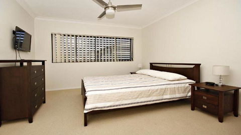 Amalfi Unit 11 Above All Else 50 King Street - Accommodation Burleigh 1