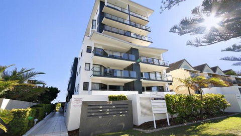 Amalfi Unit 11 Above All Else 50 King Street - Accommodation Burleigh 3