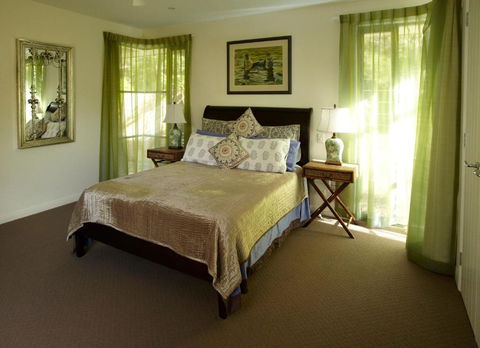 Alaya Verde Bed & Breakfast - Accommodation Burleigh 4