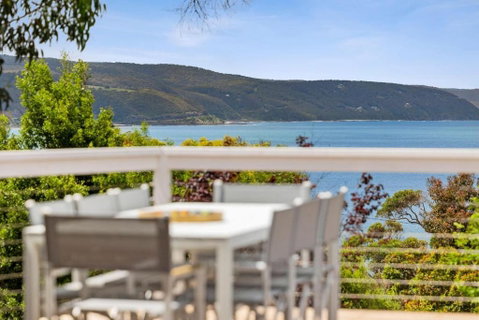 Albys At Lorne - Accommodation Burleigh 0