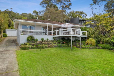 Albys At Lorne - Accommodation Burleigh 3