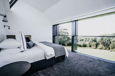 Alkina Lodge Mira - Accommodation Burleigh 3