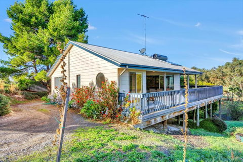 All Decked Out - Port Willunga - C21 SouthCoast Holidays - Accommodation Burleigh 2