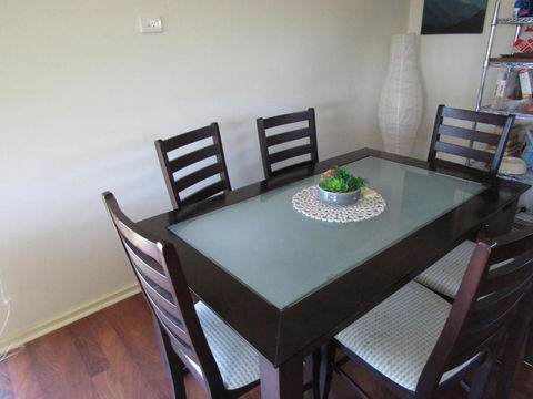 All Decked Out In Turton - Accommodation Burleigh 2