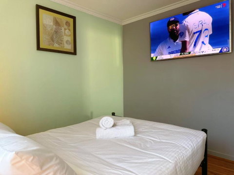 All-Seasons Comfort - Close To CBD & Air Port - Accommodation Burleigh 4