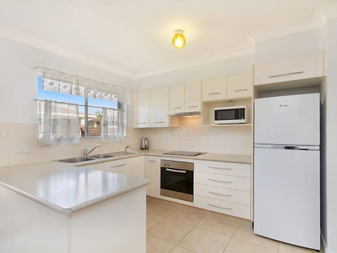 Allamanda Court Unit 6 - Accommodation Burleigh 3