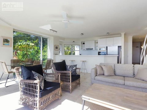 Allambi Apartment 5 Allambi Rise 25 - Accommodation Burleigh 1
