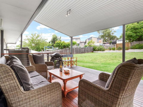 Allinga Lodge - Accommodation Burleigh 2