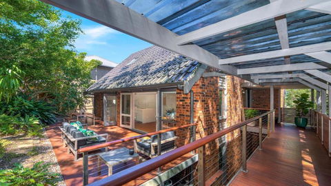 Allure - Bay Views And Wifi - Accommodation Burleigh 3