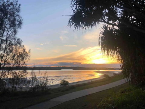 Aloha Iluka! - Accommodation Burleigh 3