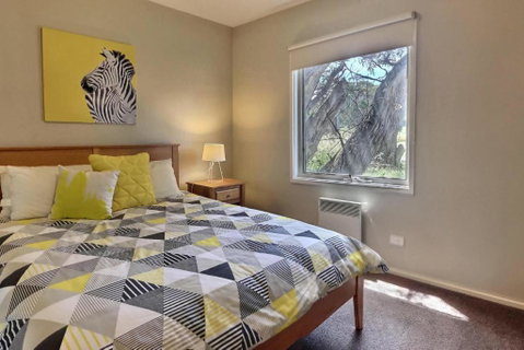 Alpine Edge - Accommodation Burleigh 3
