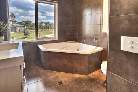 Alpine Edge - Accommodation Burleigh 4