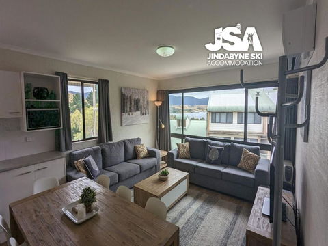 Alpine Mountain View 40 - Accommodation Burleigh 0