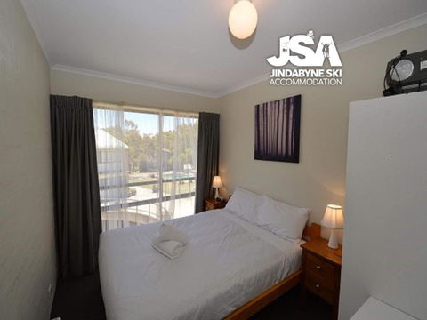 Alpine Mountain View 40 - Accommodation Burleigh 4