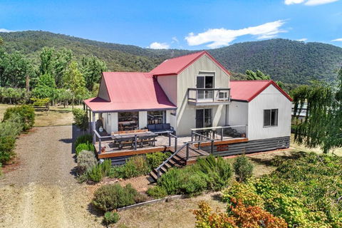 Alpine Twin Heights - Accommodation Burleigh 1