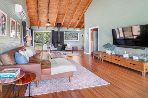 Alpine Twin Heights - Accommodation Burleigh 4