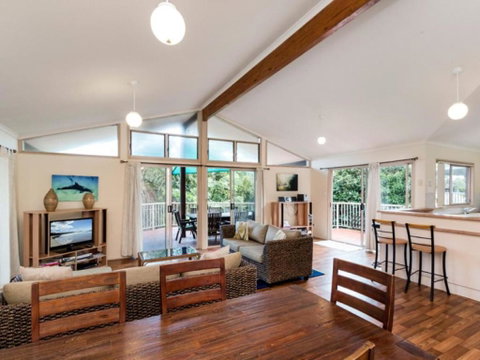 Amaroo House - Accommodation Burleigh 0