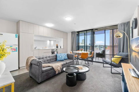 Amazing CBD 2BR Apt - Walkable & Wi-Fi & Charm - Accommodation Burleigh 1