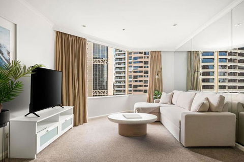 Amazing Sydney Apartment With Pool, Gym And Sauna - Accommodation Burleigh 1