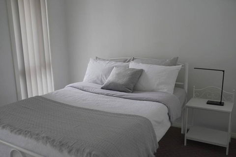 An Executive 3 Bedroom New House, All To Yourself - Accommodation Burleigh 1