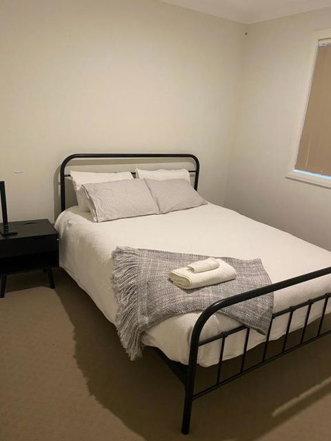 An Executive 3 Bedroom New House, All To Yourself - Accommodation Burleigh 2
