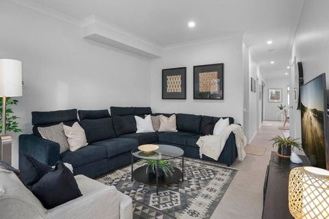 Andrica House - Your Southern Highlands Retreat! - Accommodation Burleigh 0