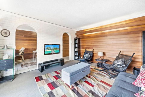 Anjuna, 2 Bedroom Apartment On Canal - Accommodation Burleigh 3