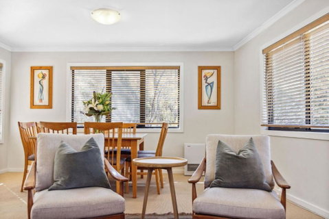 Albina - Accommodation Burleigh 1