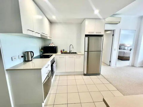 Apartment On Palmer - Accommodation Burleigh 3