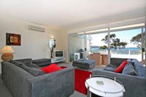 Apartment 21 Kalimna - Accommodation Burleigh 2