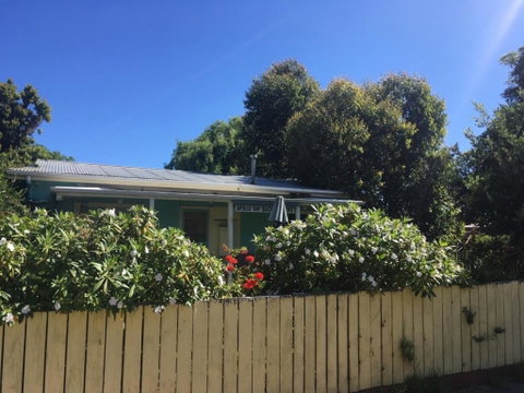 Apollo Bay Backpackers - Accommodation Burleigh 1
