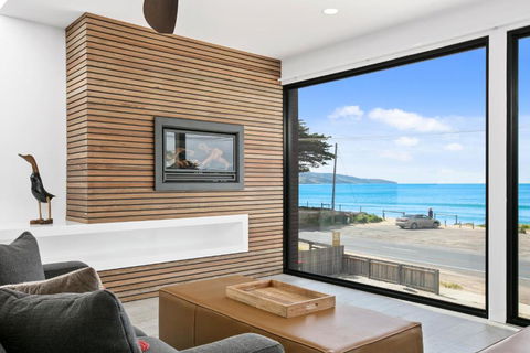 Apollo Bay Beach House - Accommodation Burleigh 0