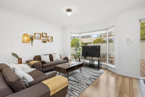 Applecross Retreat - Accommodation Burleigh 1