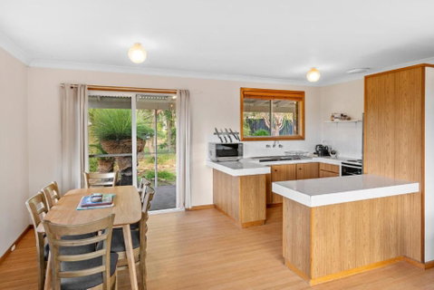 Apples - Accommodation Burleigh 3