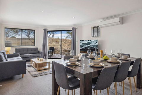 Apres 9 - Accommodation Burleigh 1