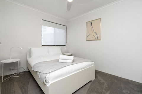 Apt In Kingston - 10min To Lake Burley Griffin - Accommodation Burleigh 2