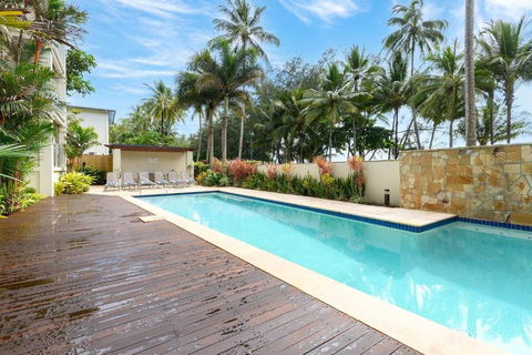 Aqua Aura - Bask In Beachfront Living - Accommodation Burleigh 0