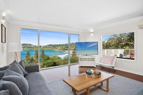 Aqua Whale Beach By TCC - Accommodation Burleigh 1