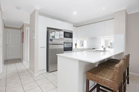 Aquarius Townhouse - Accommodation Burleigh 2